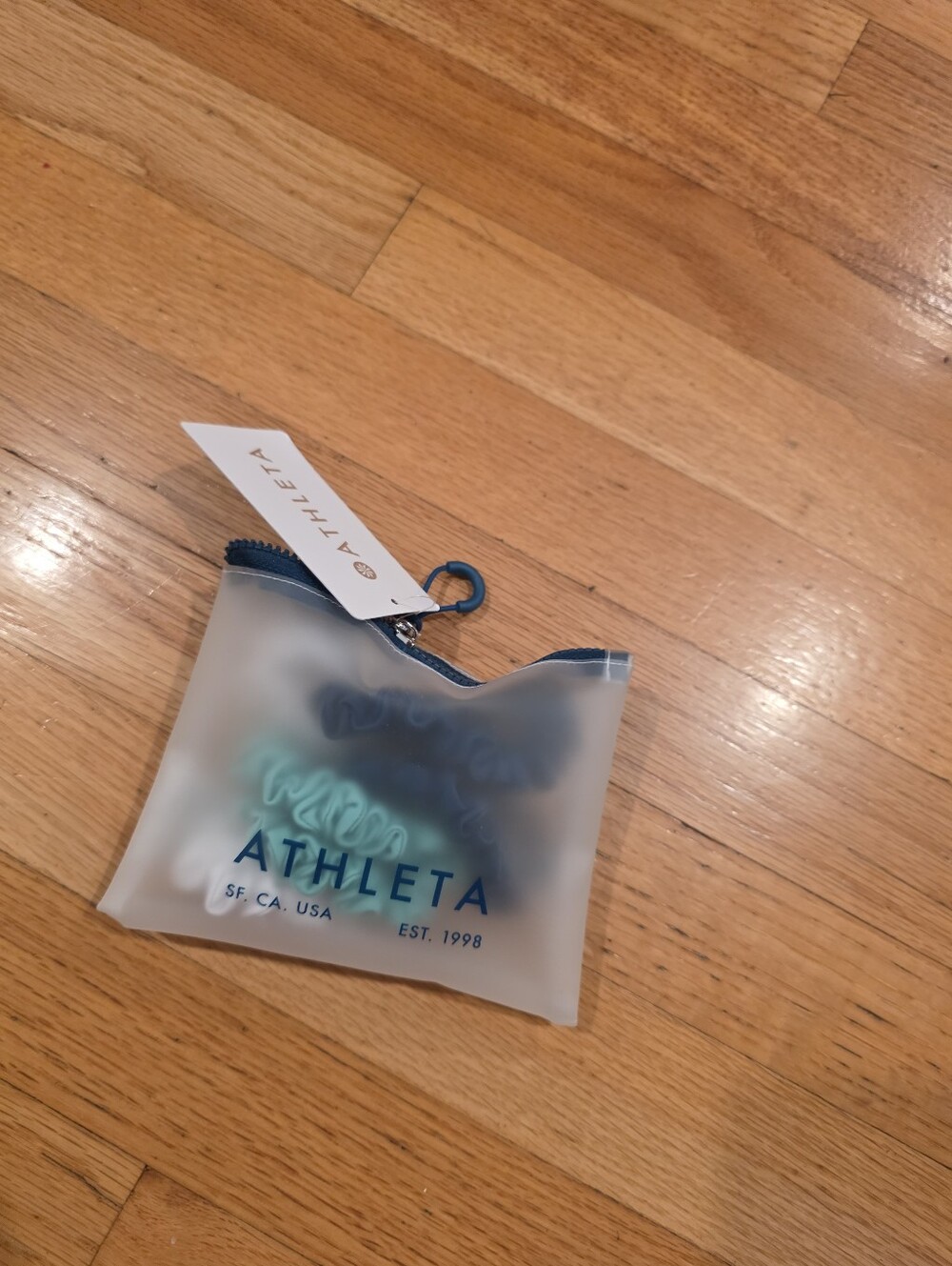 Athleta Ripple Scrunchie 6 Pack